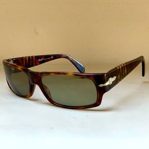 Men’s James Bond Persol sunglasses. Turtle shell color. Authentic.